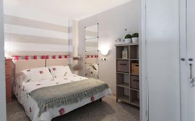 Homeforguest Canteras Loft, 10 Steps To The Beach